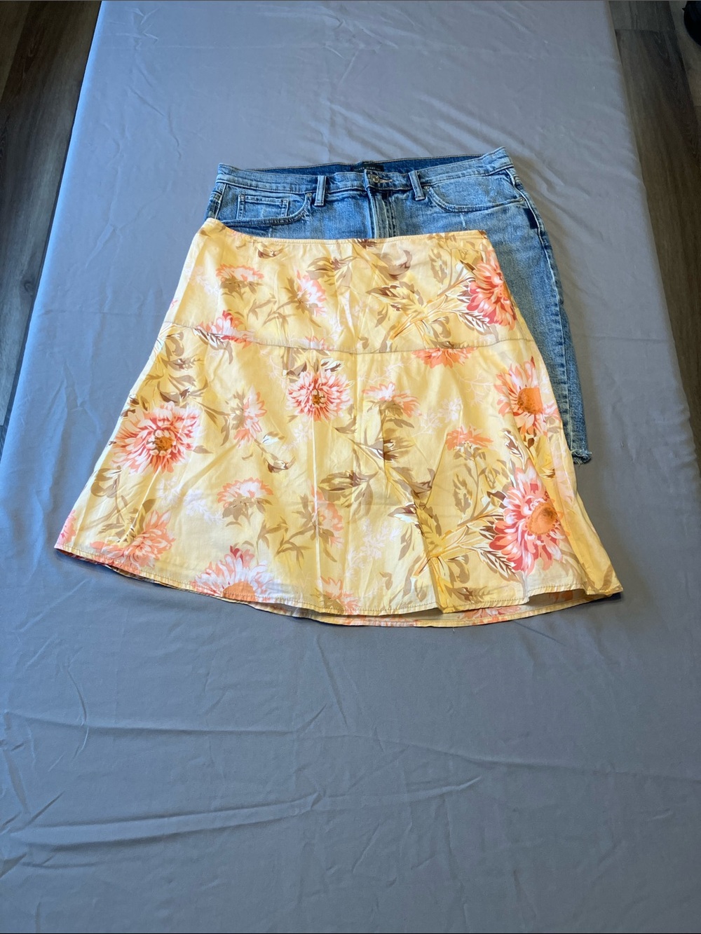 Women's Casual Skirt Bundle - 2 Skirts -   Size 10
